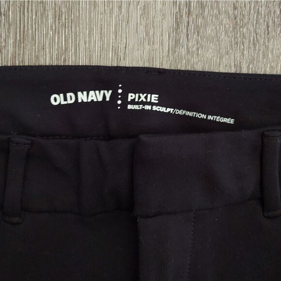 Old Navy Pixie Built In Sculpt Black Pants Size 8 Regular - Picture 3 of 8